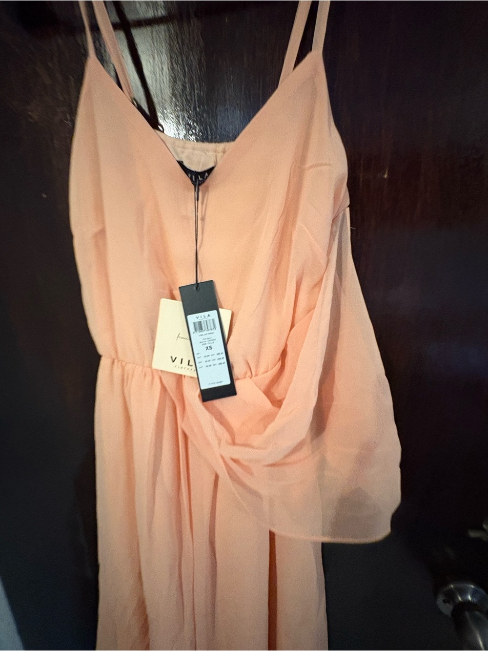 Bundle 3 for $25. NWT VILA Peach Spaghetti-Strap Chiffon Mini Dress. Size Xsmall